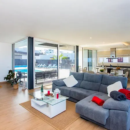 Eslanzarote Eco Tony, Heated Pool, Jacuzzi, Sat Tv, Super Wifi וילה La Costa