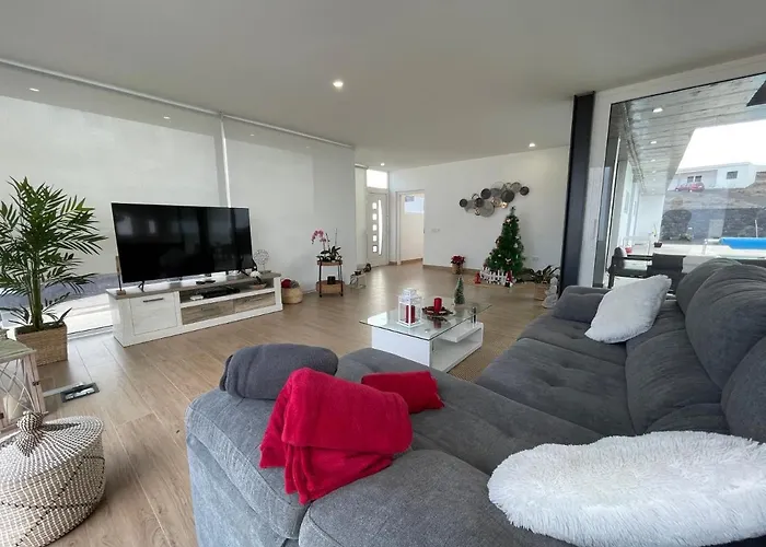 Eslanzarote Eco Tony, Heated Pool, Jacuzzi, Sat Tv, Super Wifi Villa La Costa