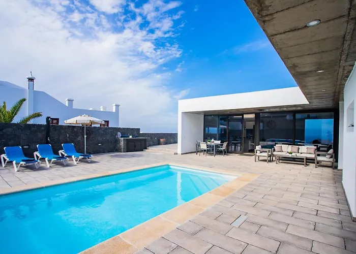 Eslanzarote Eco Tony, Heated Pool, Jacuzzi, Sat Tv, Super Wifi * La Costa