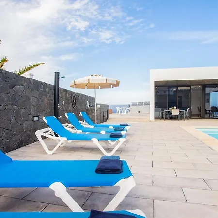 Вилла Eslanzarote Eco Tony, Heated Pool, Jacuzzi, Sat Tv, Super Wifi