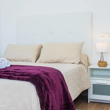 Eslanzarote Eco Tony, Heated Pool, Jacuzzi, Sat Tv, Super Wifi