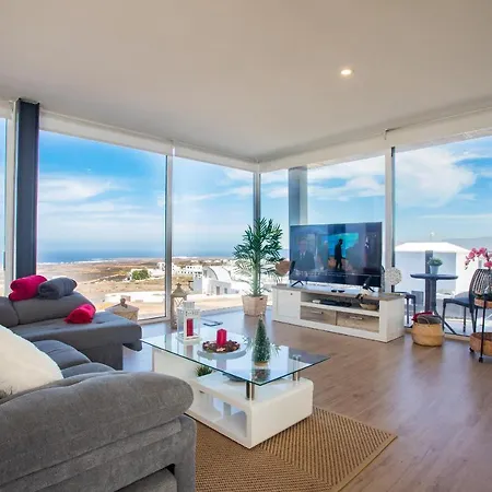 Eslanzarote Eco Tony, Heated Pool, Jacuzzi, Sat Tv, Super Wifi Вилла