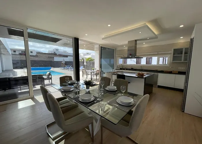 Eslanzarote Eco Tony, Heated Pool, Jacuzzi, Sat Tv, Super Wifi 别墅 *