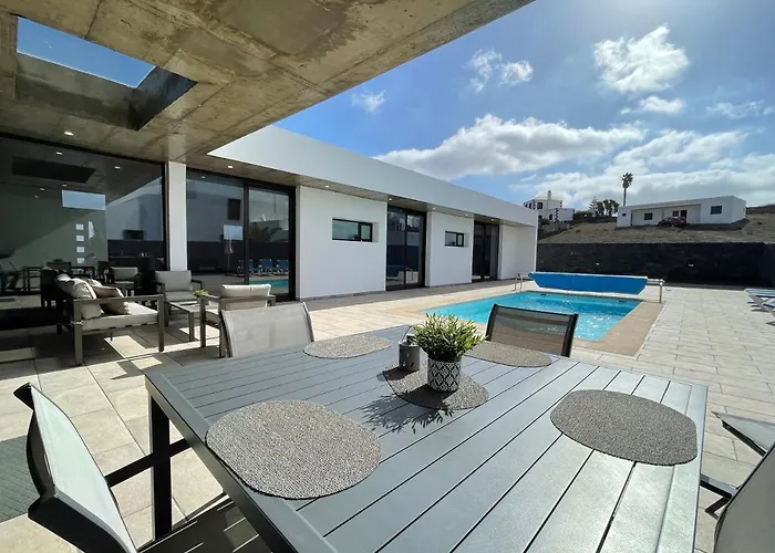 Eslanzarote Eco Tony, Heated Pool, Jacuzzi, Sat Tv, Super Wifi 别墅