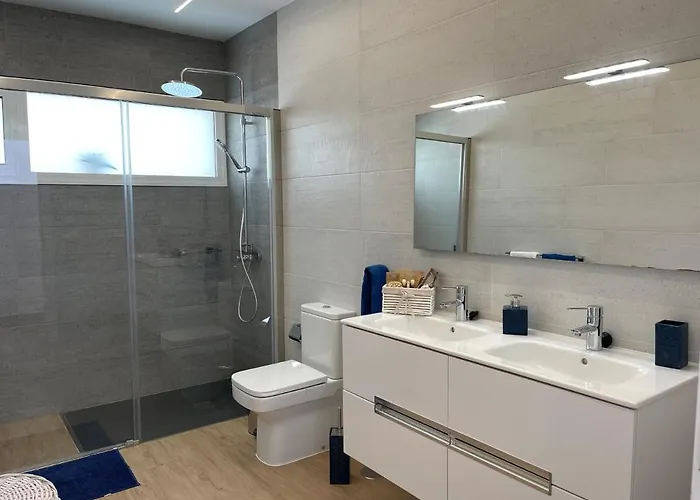 Eslanzarote Eco Tony, Heated Pool, Jacuzzi, Sat Tv, Super Wifi 别墅 La Costa