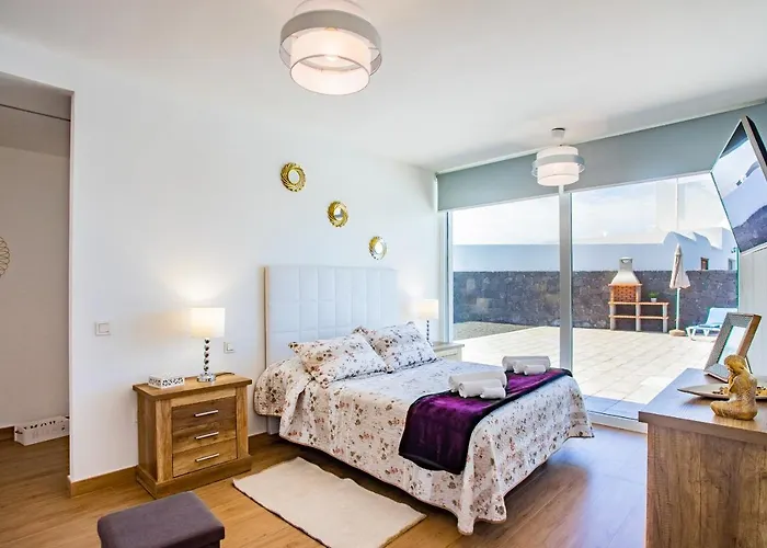 Vila Eslanzarote Eco Tony, Heated Pool, Jacuzzi, Sat Tv, Super Wifi