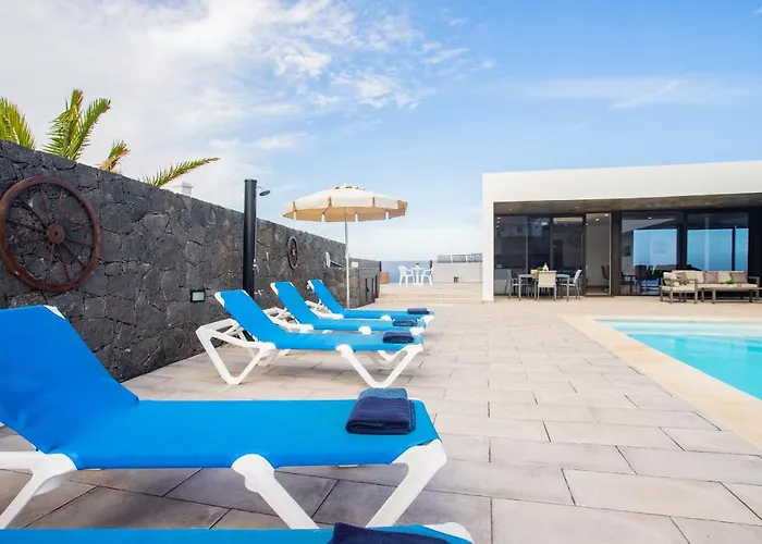 别墅 Eslanzarote Eco Tony, Heated Pool, Jacuzzi, Sat Tv, Super Wifi