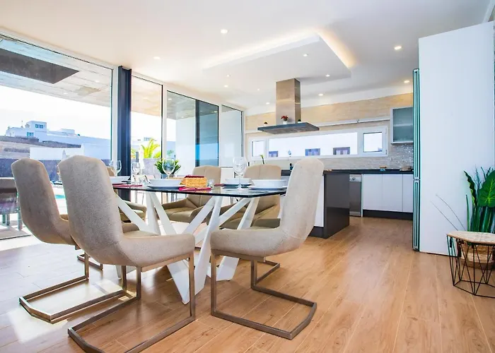 Eslanzarote Eco Tony, Heated Pool, Jacuzzi, Sat Tv, Super Wifi Villa La Costa