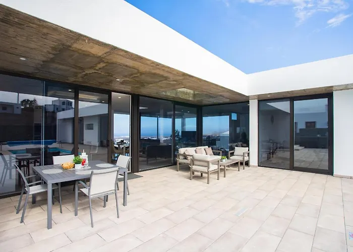 Eslanzarote Eco Tony, Heated Pool, Jacuzzi, Sat Tv, Super Wifi *