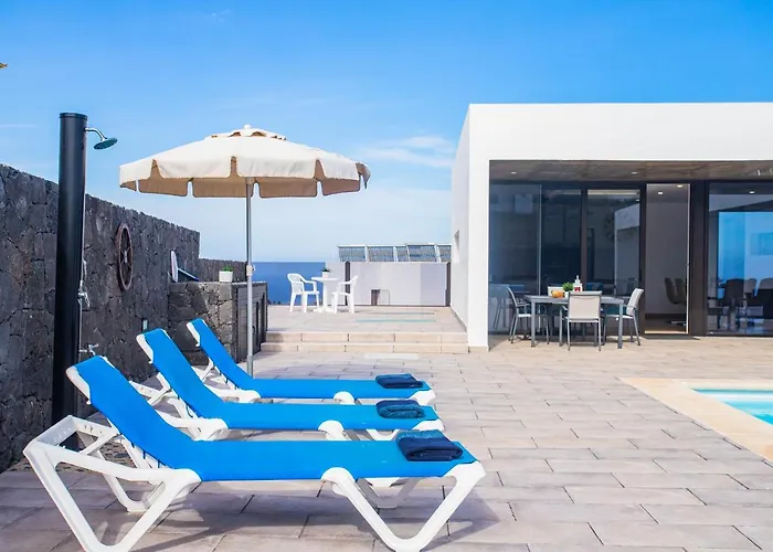 Vila Eslanzarote Eco Tony, Heated Pool, Jacuzzi, Sat Tv, Super Wifi