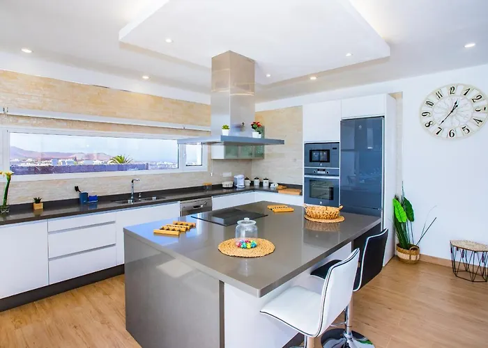 Eslanzarote Eco Tony, Heated Pool, Jacuzzi, Sat Tv, Super Wifi La Costa