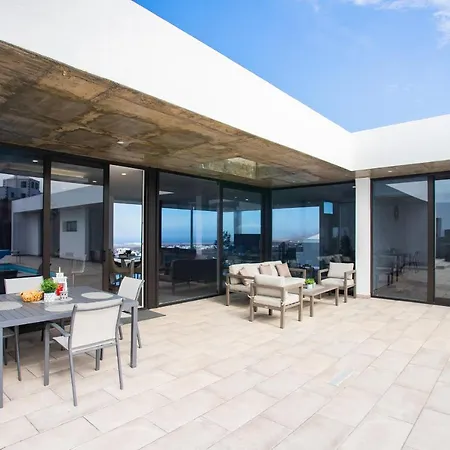 Eslanzarote Eco Tony, Heated Pool, Jacuzzi, Sat Tv, Super Wifi *